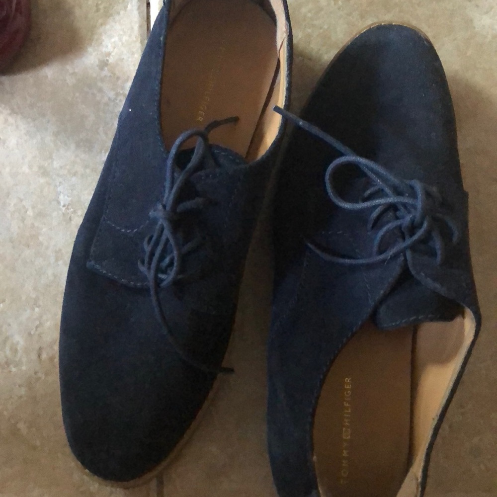 Shoes - Picture 3 of 3
